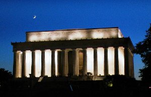 Lincoln Memorial lit up at night